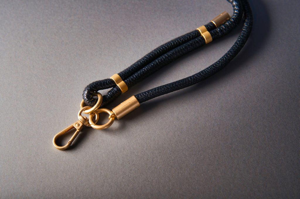 Adjustable Shoulder Strap ｜ Wallet & Smartphone