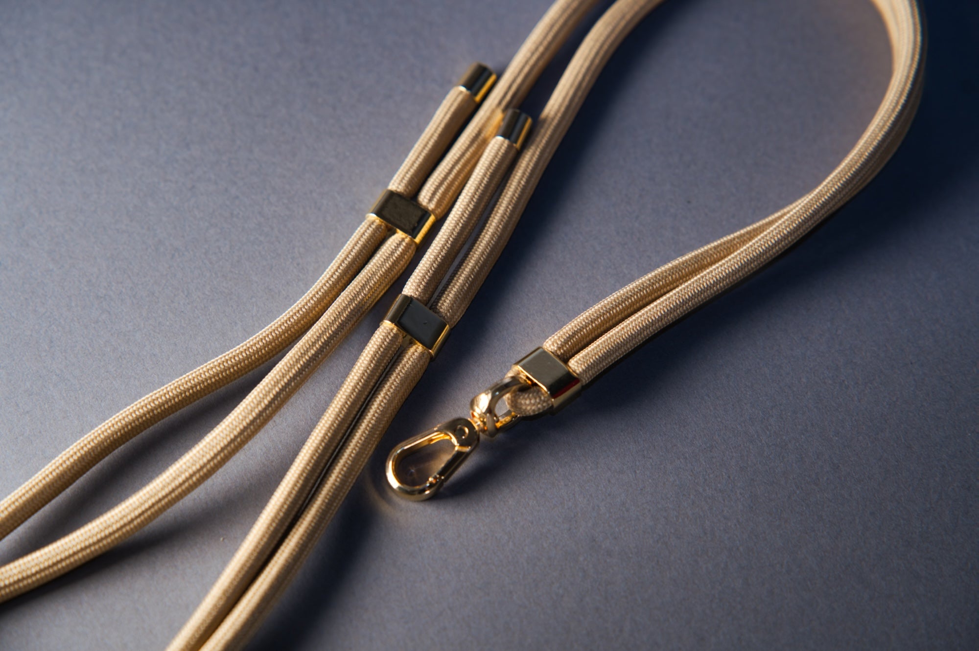 Adjustable Shoulder Strap ｜ Wallet & Smartphone